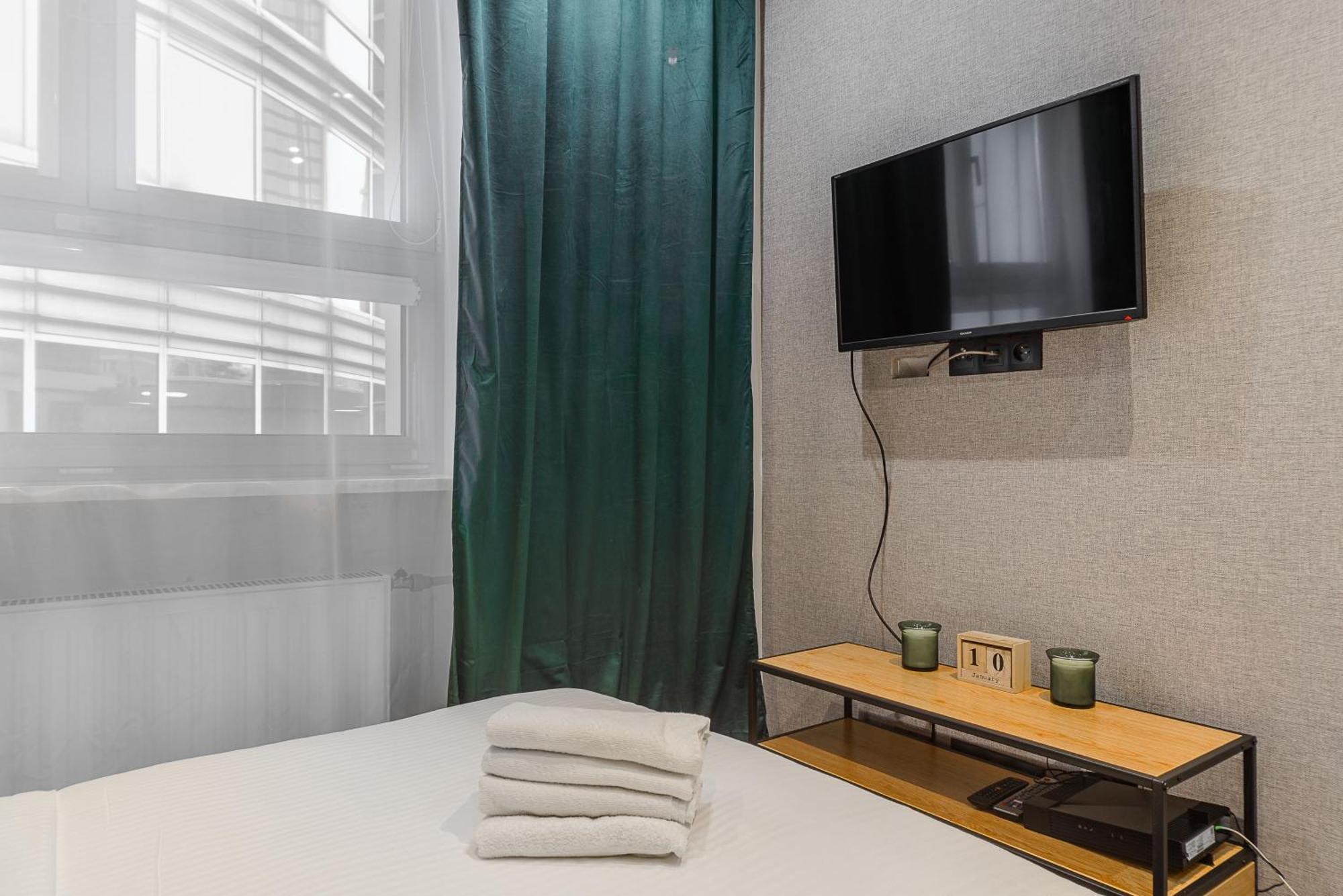 Lumina Cozy Studio In Center Варшава Екстериор снимка