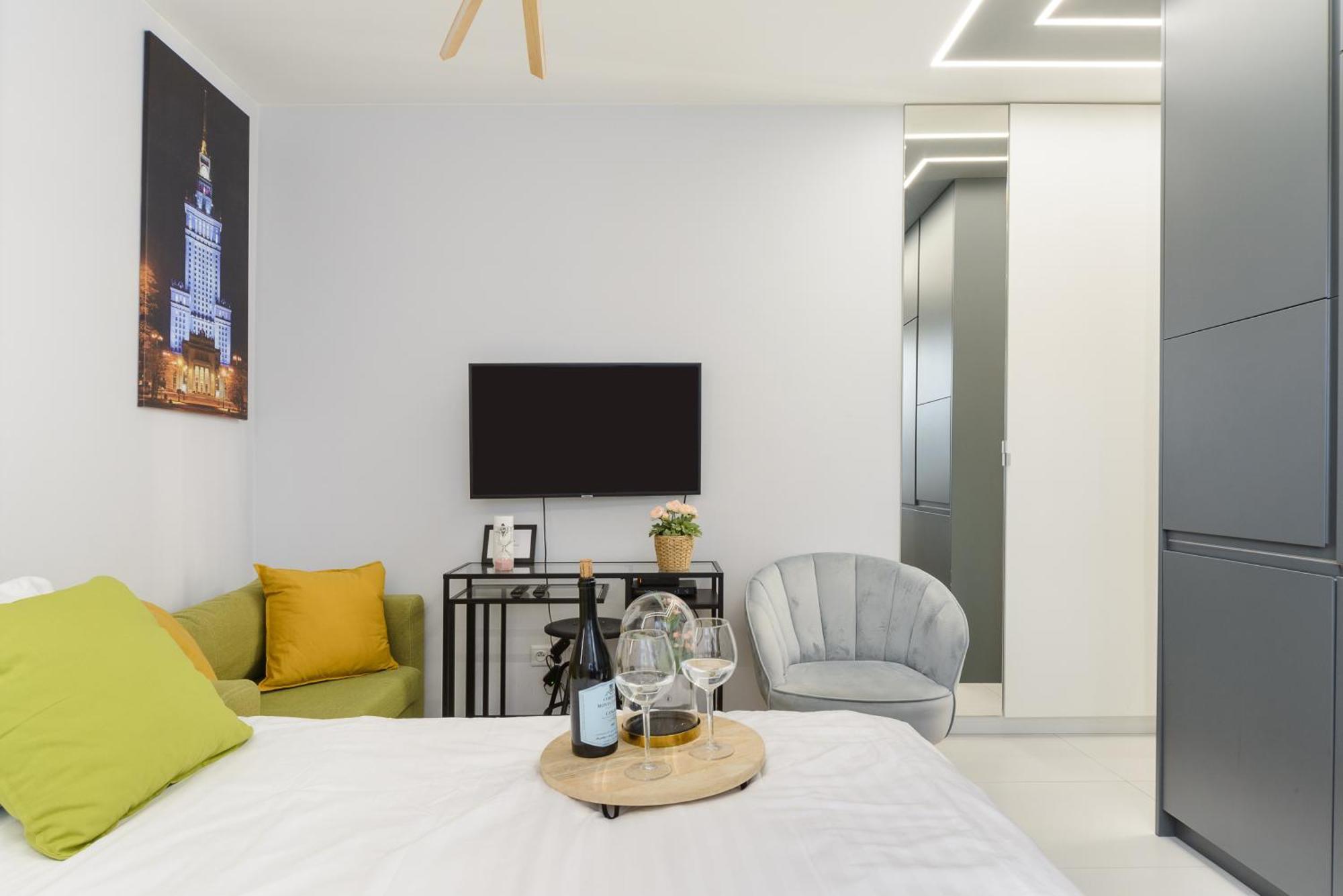 Lumina Cozy Studio In Center Варшава Екстериор снимка
